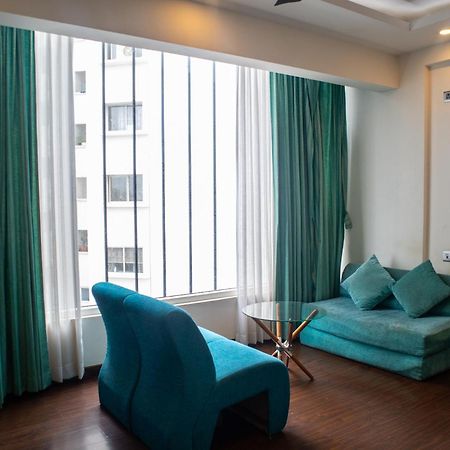 Mystic Apartotel Hebbal Bangalore Exteriör bild